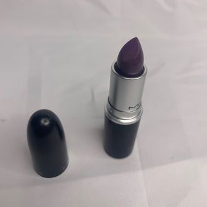 MAC lipstick EPIC - limited lunch